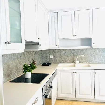 Aphrodite Sunshine Mykonos Town