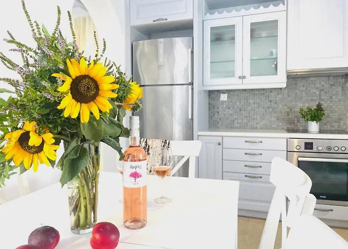 Aphrodite Sunshine Apartman *